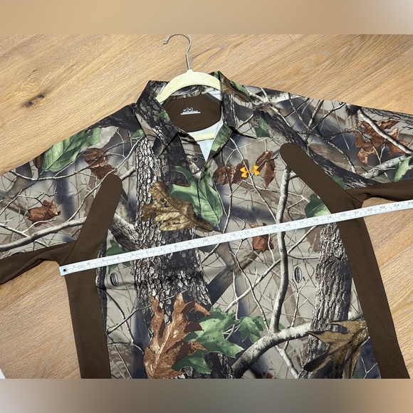 Medium Under Armour Camo Hunting Shirt, Small but Fits Like Loose Medium - Picture 10 of 11